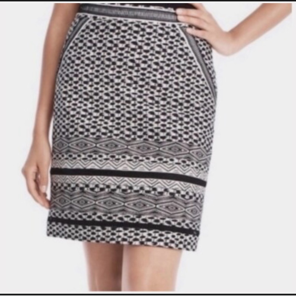 White House Black Market Geometric Black and White Pencil Skirt